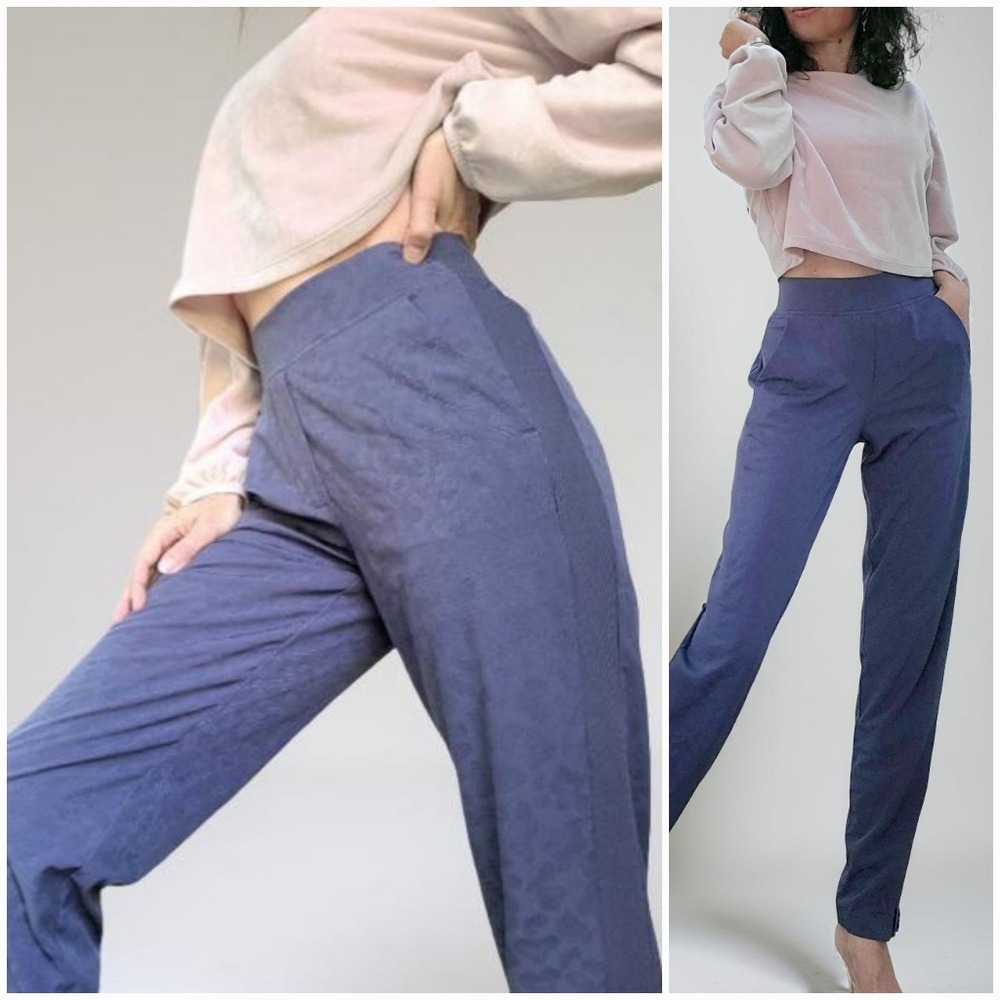 NWOT Athleta Relaxed And Comfy Blue Women's Pants Patterned